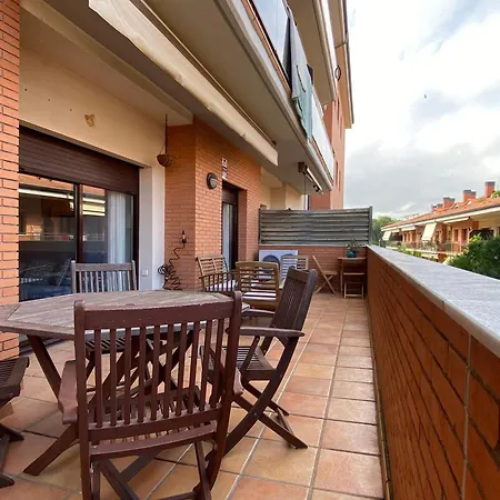 Lägenhet Apartamento En La Playa Fenals -